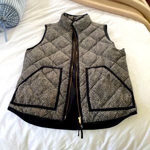 Jcrew houndstooth puffer vest, size S